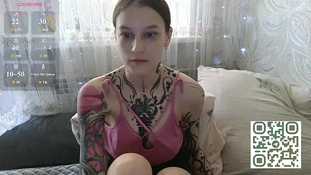Snapshot of Little_skinnyDevil chatting on 06-29-26, 12:06 Little skinnyDevil online show from 06-29-26, 12:06