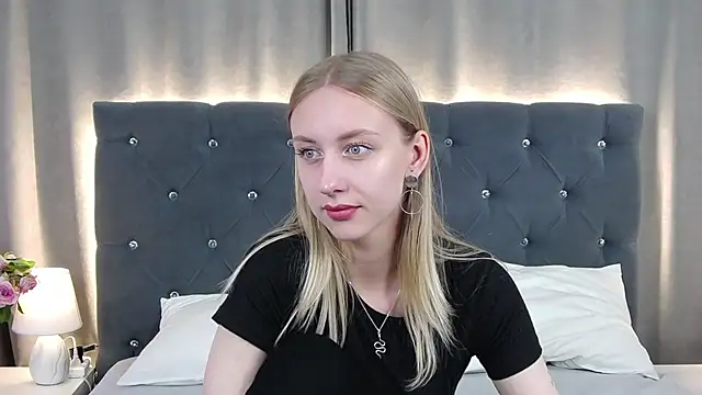 LirienVexx online show from 06-07-26, 06:28
