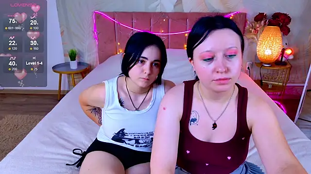 Snapshot of RuthHalll chatting on 06-29-26, 10:26 RuthHalll online show from 06-29-26, 10:26