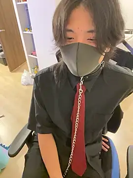 Snapshot of Natsu_x_ chatting on 06-10-26, 03:55 Natsu x online show from 06-10-26, 03:55