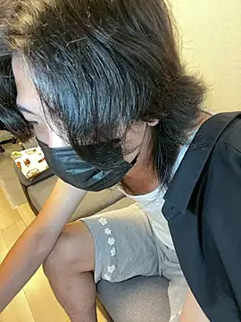 Snapshot of Natsu_x_ chatting on 06-18-26, 08:47 Natsu x online show from 06-18-26, 08:47