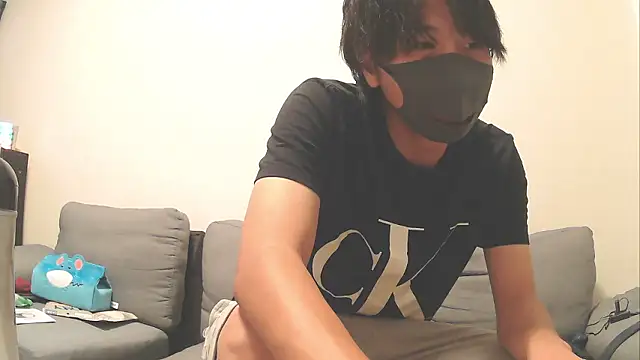 Snapshot of Natsu_x_ chatting on 07-18-26, 03:16 Natsu x online show from 07-18-26, 03:16