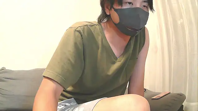 Snapshot of Natsu_x_ chatting on 07-23-26, 02:37 Natsu x online show from 07-23-26, 02:37