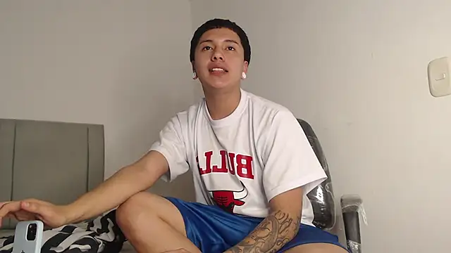 Owenn  blueee online show from 07-11-26, 07:00