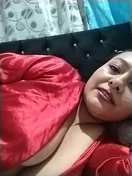 Snapshot of sussan_sexymilf chatting on 08-01-26, 07:51 sussan sexymilf online show from 08-01-26, 07:51