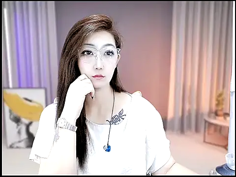 Snapshot of Mimi131499 chatting on 06-24-26, 09:30 Mimi131499 online show from 06-24-26, 09:30