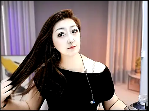 Snapshot of Mimi131499 chatting on 07-13-26, 12:19 Mimi131499 online show from 07-13-26, 12:19