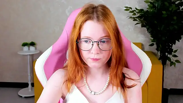 ari-kittyy online show from 06-16-26, 04:04
