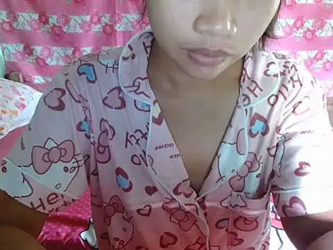 Snapshot of Itsme_Foxy_Shantale chatting on 06-20-26, 12:03 Itsme Foxy Shantale online show from 06-20-26, 12:03