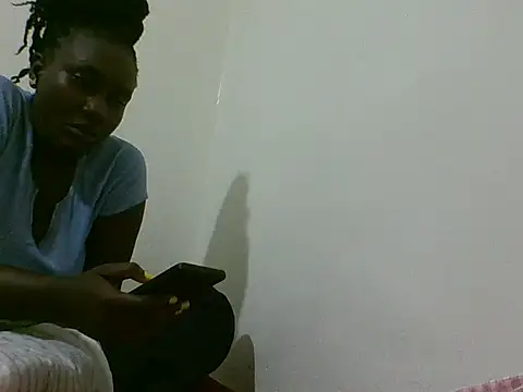 HottieV online show from 06-04-26, 05:30