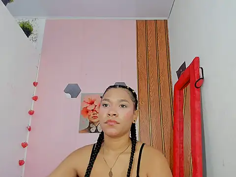 Snapshot of Aratnzacute chatting on 06-25-26, 01:48 Aratnzacute online show from 06-25-26, 01:48