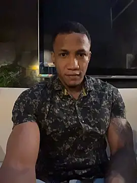 LoganVarela online show from 07-03-26, 10:54