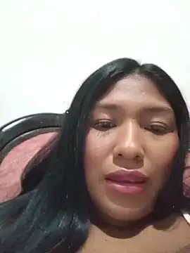 MoonMua online show from 06-14-26, 02:09