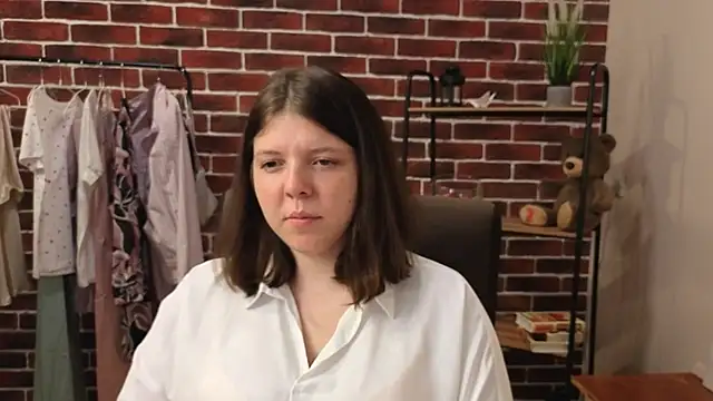 Snapshot of DebraaGraham chatting on 06-09-26, 10:38 DebraaGraham online show from 06-09-26, 10:38