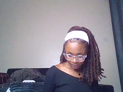 Snapshot of Lill_Miss chatting on 07-10-26, 08:22 Lill Miss online show from 07-10-26, 08:22