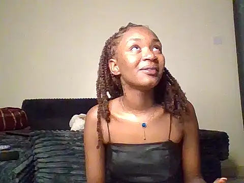 Snapshot of Lill_Miss chatting on 07-12-26, 12:01 Lill Miss online show from 07-12-26, 12:01