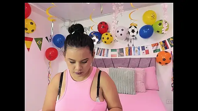 NahomyEvans online show from 07-03-26, 11:49