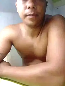 elmorenito0511 online show from 06-05-26, 11:54