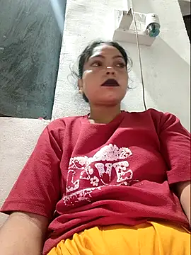 Snapshot of Jankisigh chatting on 06-25-26, 11:42 Jankisigh online show from 06-25-26, 11:42