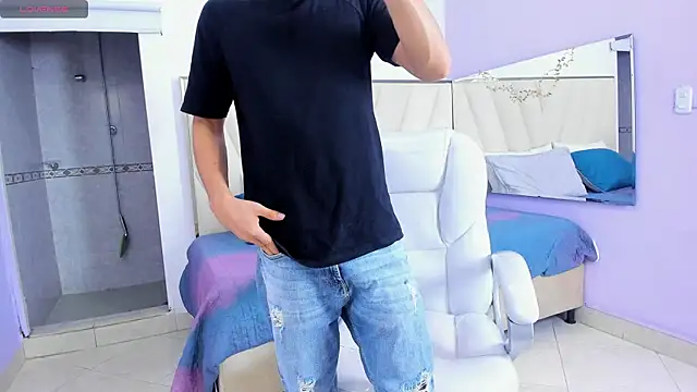 Ethan12  online show from 07-08-26, 03:22
