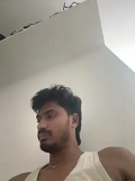 Snapshot of NAVIN0001 chatting on 06-27-26, 06:35 NAVIN0001 online show from 06-27-26, 06:35