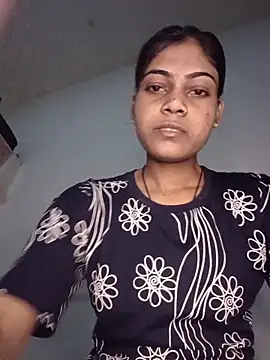 Snapshot of aapki_priya chatting on 06-27-26, 04:17 aapki priya online show from 06-27-26, 04:17