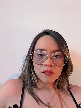 Snapshot of Emma_Jonas chatting on 06-16-26, 07:49 Emma Jonas online show from 06-16-26, 07:49