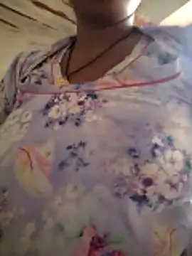 riyana tai online show from 06-13-26, 04:21