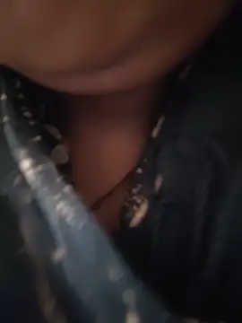 riyana tai online show from 06-18-26, 04:13