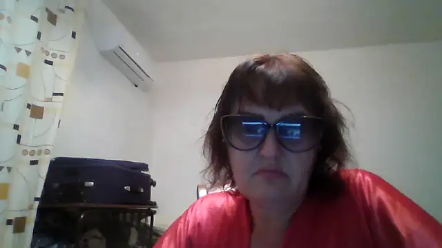 ErikaXShine online show from 06-20-26, 08:22