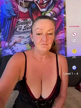MumGabriela online show from 07-25-26, 10:46