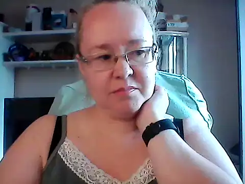 Snapshot of Viola27 chatting on 06-19-26, 12:09 Viola27 online show from 06-19-26, 12:09