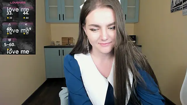 Snapshot of XenaBevy chatting on 07-26-26, 02:13 XenaBevy online show from 07-26-26, 02:13
