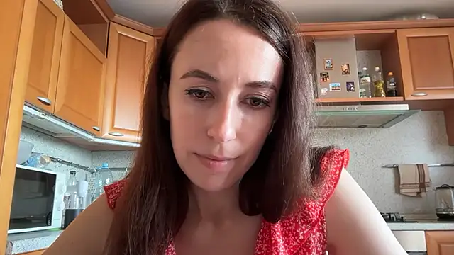 Flamingo Queen online show from 06-18-26, 03:16