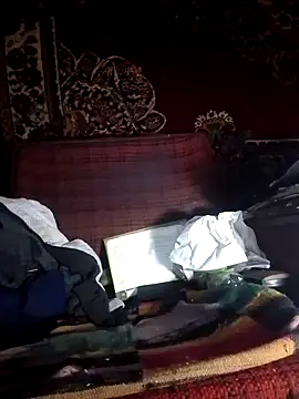 Snapshot of oksana72 chatting on 10-09-25, 05:22 oksana72 online show from 10-09-25, 05:22