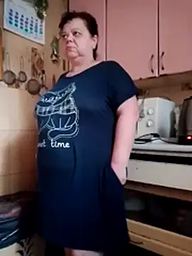 oksana72 online show from 05-29-26, 06:11