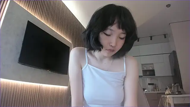 Snapshot of lumimii chatting on 06-16-26, 03:09 lumimii online show from 06-16-26, 03:09