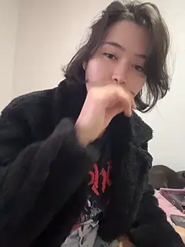 Snapshot of sweetchloe__ chatting on 06-16-26, 11:13 sweetchloe online show from 06-16-26, 11:13