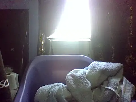 Lovey daisy15 online show from 06-26-26, 07:35