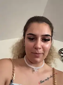 Snapshot of _Jessika13_ chatting on 06-09-26, 04:40 Jessika13 online show from 06-09-26, 04:40