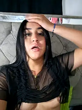 Snapshot of caty-linda chatting on 08-04-26, 04:37 caty-linda online show from 08-04-26, 04:37