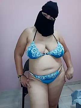 Snapshot of hot_farawla00 chatting on 07-30-26, 10:03 hot farawla00 online show from 07-30-26, 10:03