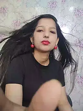 Queen Rosyy online show from 06-29-26, 02:51