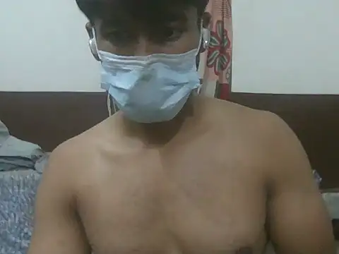 Snapshot of Xmaster2312 chatting on 07-18-26, 07:50 Xmaster2312 online show from 07-18-26, 07:50