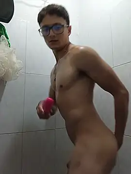 Davitfitnosuke online show from 07-15-26, 01:11