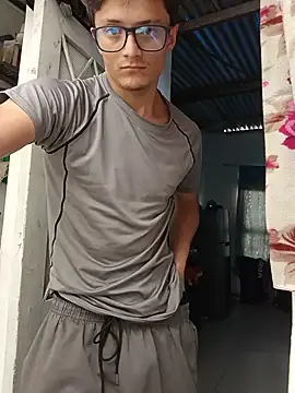 Davitfitnosuke online show from 07-30-26, 04:50