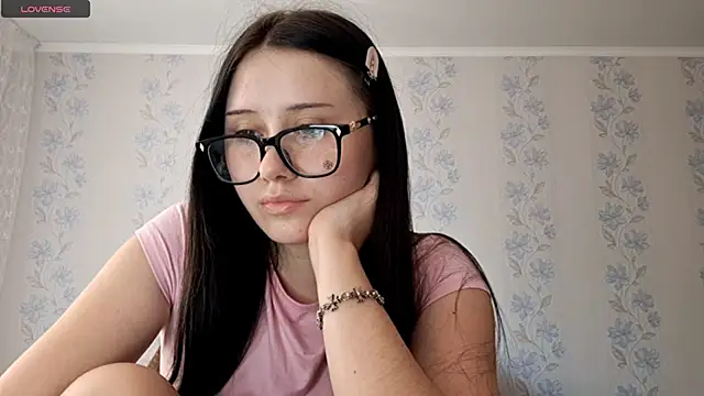 altcutie online show from 06-17-26, 06:16