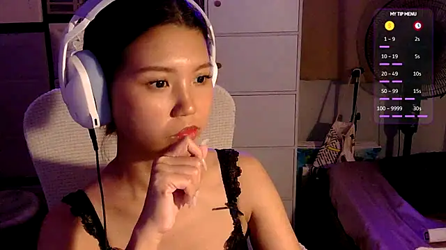 urgrl portia online show from 06-19-26, 12:09