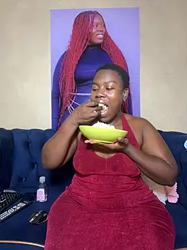 Snapshot of BigBootyBrie01 chatting on 06-25-26, 12:20 BigBootyBrie01 online show from 06-25-26, 12:20