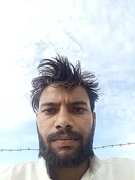 Snapshot of Kaala_Boy chatting on 08-01-26, 02:11 Kaala Boy online show from 08-01-26, 02:11